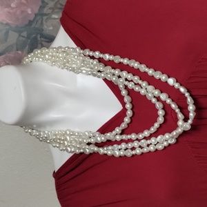 C 1946 faux fur Pearl necklace